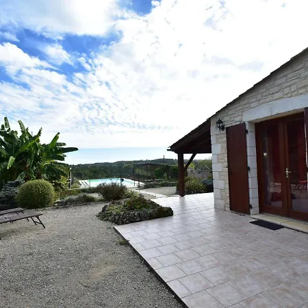 Attractive Holiday In Montcl Ra With Pool Ferienhaus *