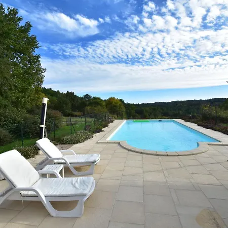 Attractive Holiday In Montcl Ra With Pool * Montcléra