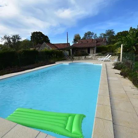 Attractive Holiday In Montcl Ra With Pool