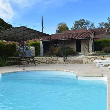 Attractive Holiday In Montcl Ra With Pool