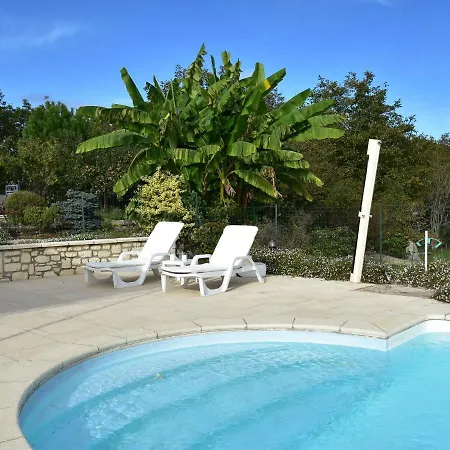Attractive Holiday In Montcl Ra With Pool Ferienhaus