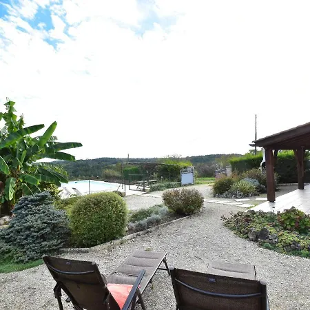 Ferienhaus Attractive Holiday In Montcl Ra With Pool *