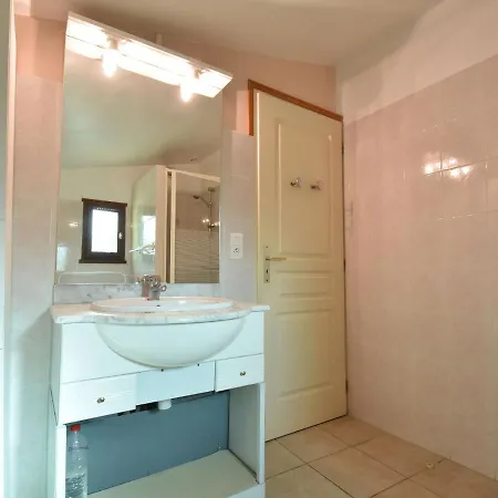 Attractive Holiday In Montcl Ra With Pool Ferienhaus Montcléra